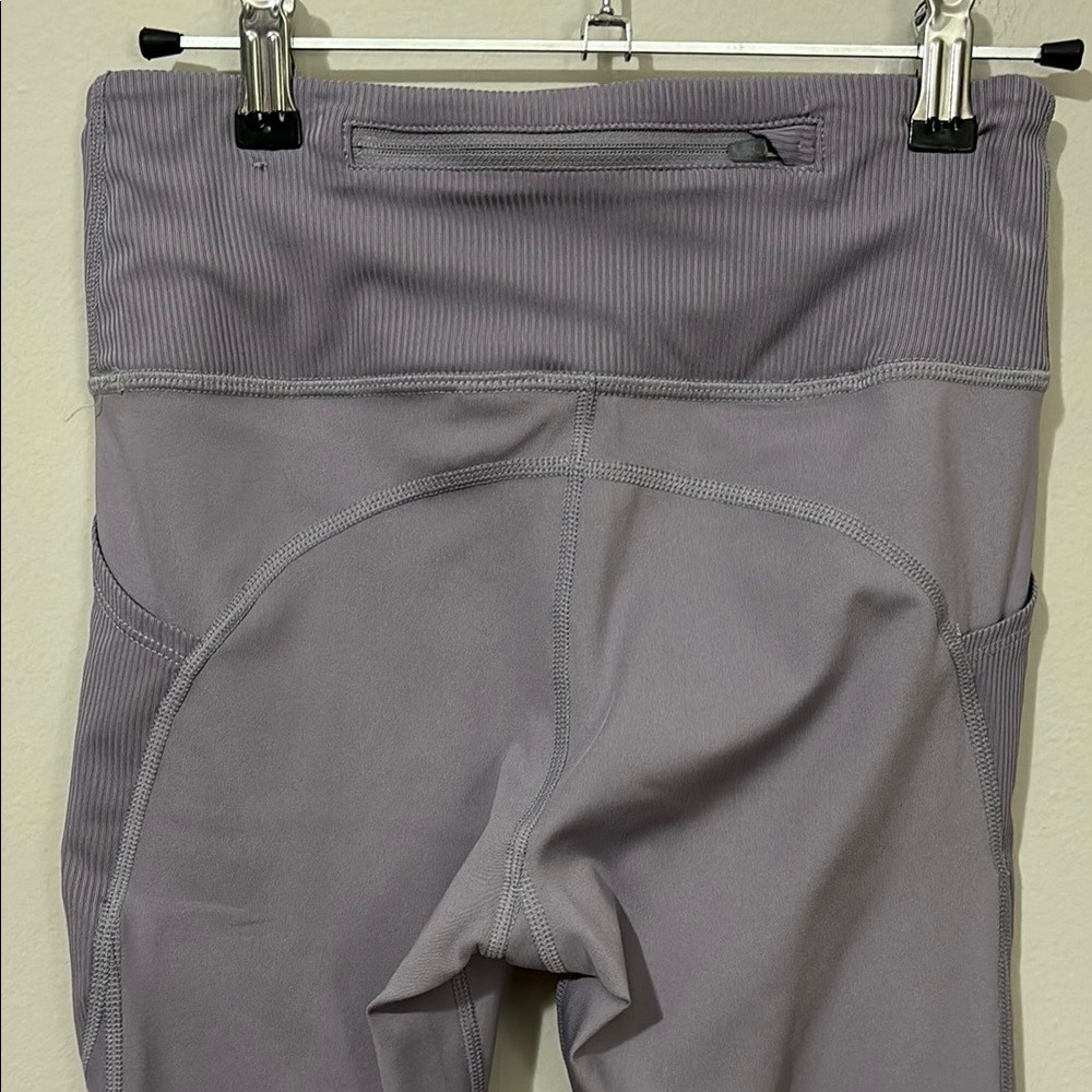 Nike Dri Fit Retro Logo Athletic Leggings Purple 7/8 Length - Picture 8 of 11
